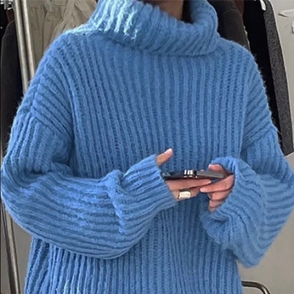 Sweaters - GORGEOUS Chunky Oversized Cozy Warm Blue Turtleneck Rib Fuzz Thick Heavy Sweater
